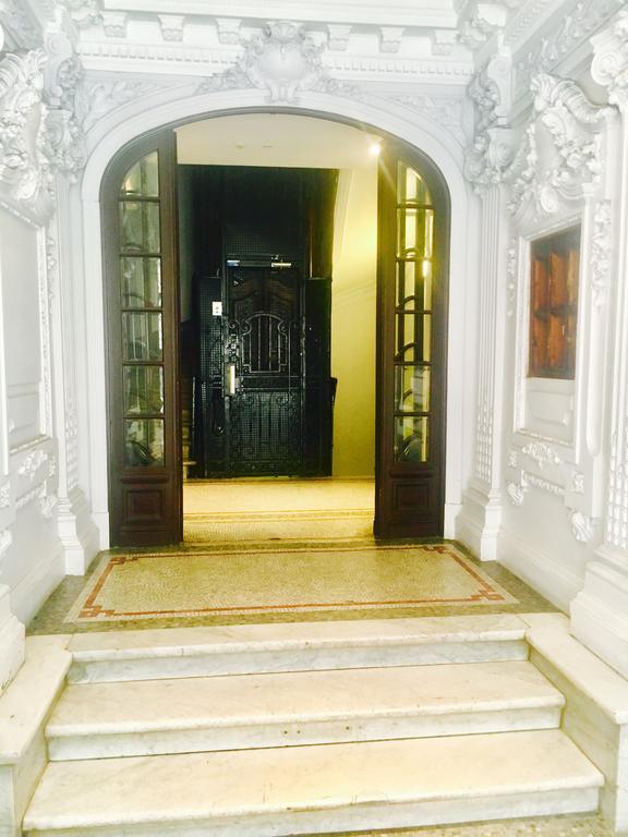 Le Charme Du Bourgeois Apartment Nizza